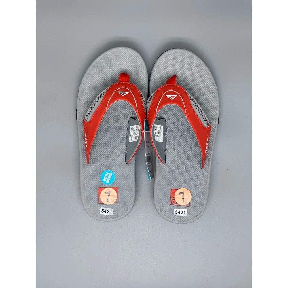 Reef Fanning Tailgate Gray Red Bottle Opener Sandals  Men's Sz 7